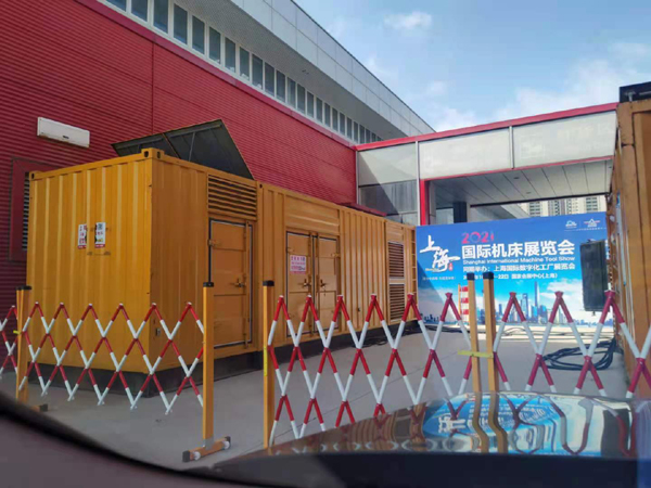阿荣发电车出租-发电机无电压或电压太低怎么办？