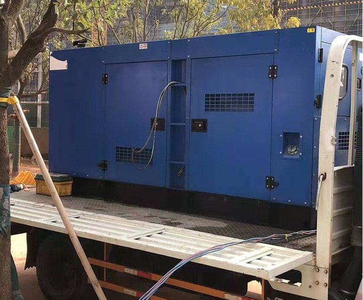 阿荣柴油发电机组空气滤清器多久更换一次？