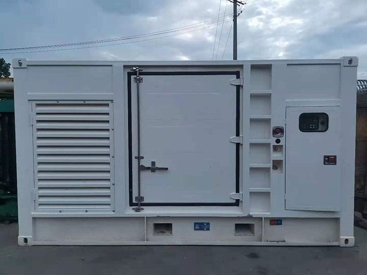 阿荣电动机的启动电流过大可能会对电网造成什么影响？