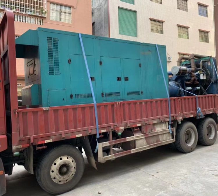 阿荣如何在不同负载率下确保 400KW 柴油发电机组的正常运行？