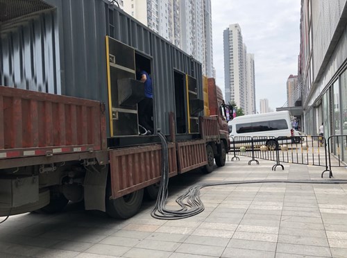 阿荣低温环境下，柴油发电机组电池充满电的具体时间受哪些因素影响？